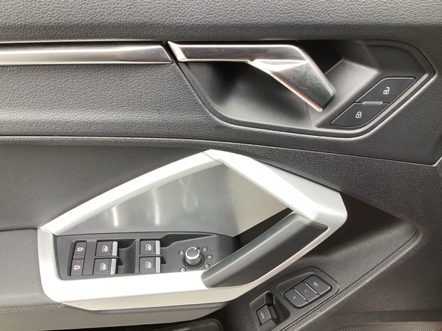 Audi Q3  2024 Audi Q3  2024