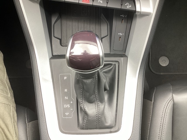 Audi Q3  2024 Audi Q3  2024