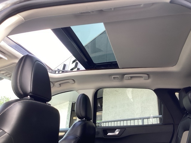 Ford Escape Hybrid  2021