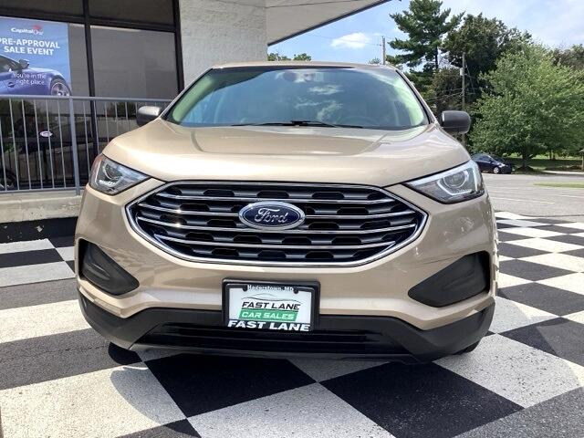 2020 Ford Edge SE photo 2