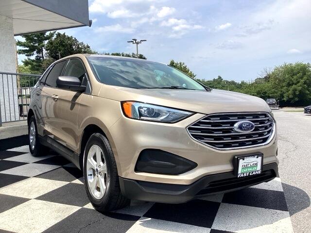 2020 Ford Edge SE photo 3