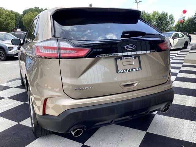 2020 Ford Edge SE photo 6