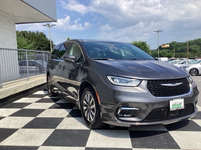 Chrysler Pacifica Hybrid  2023 Chrysler Pacifica Hybrid  2023