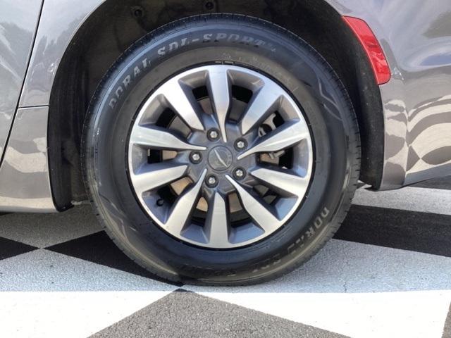 Chrysler Pacifica Hybrid  2023 Chrysler Pacifica Hybrid  2023