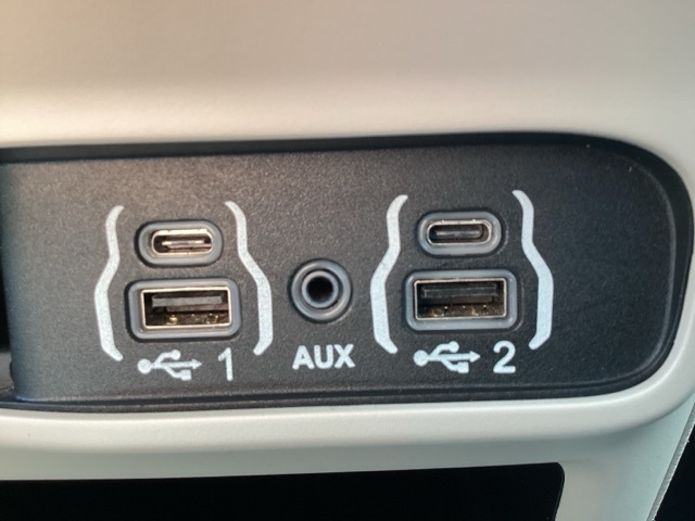 Chrysler Pacifica Hybrid  2023 Chrysler Pacifica Hybrid  2023