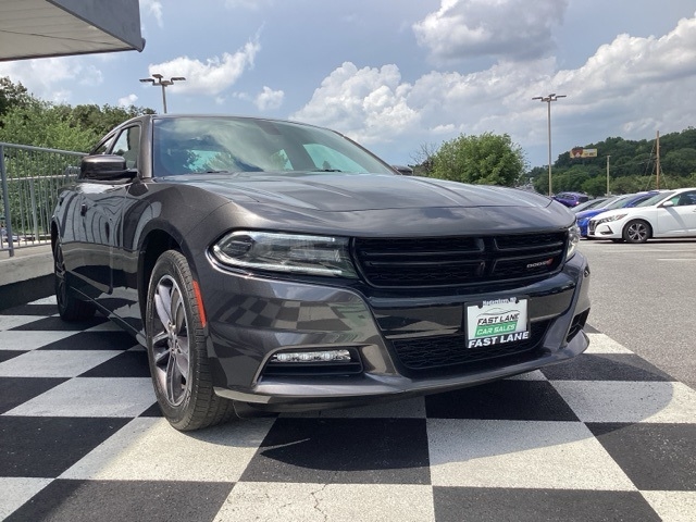 2019 Dodge Charger SXT photo 3