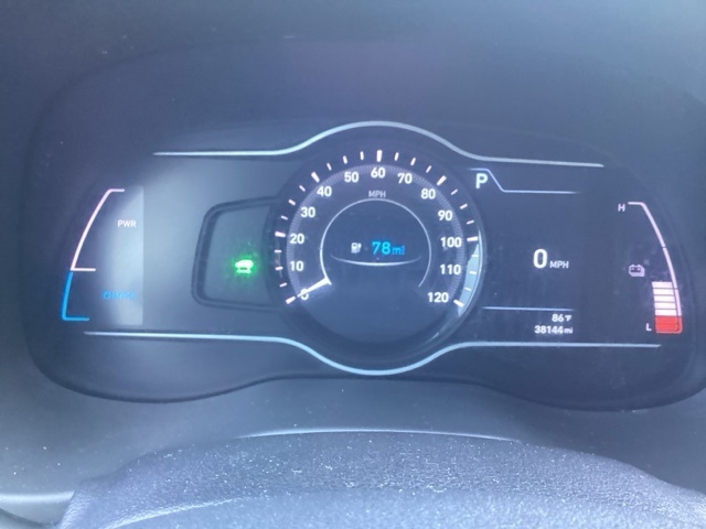 Hyundai Kona EV  2021