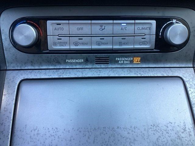 Hyundai Kona EV  2021