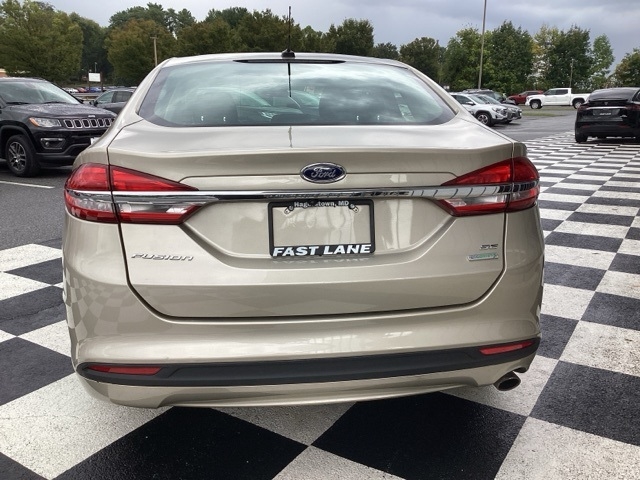 2017 Ford Fusion SE photo 7
