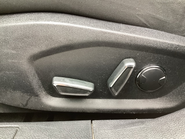 2017 Ford Fusion SE photo 23