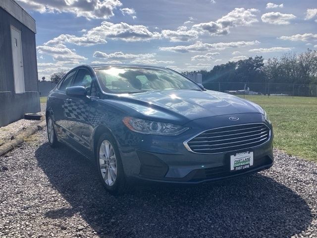 2019 Ford Fusion Hybrid SE photo 3