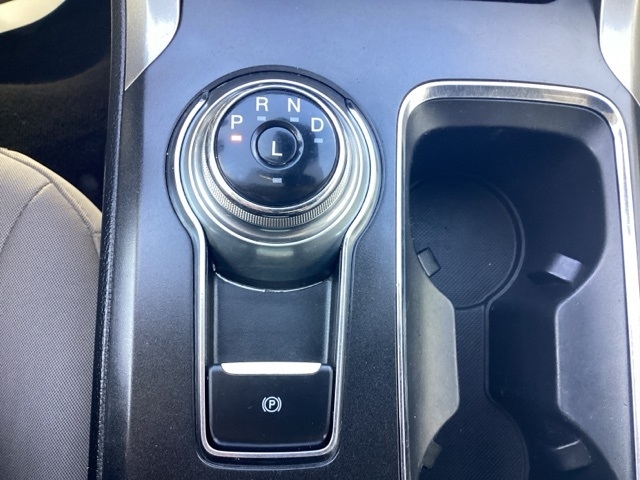 2019 Ford Fusion Hybrid SE photo 18