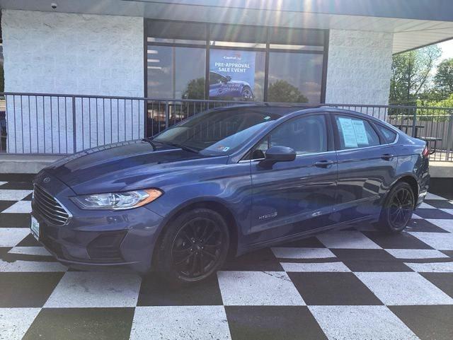 Ford Fusion Hybrid  2019