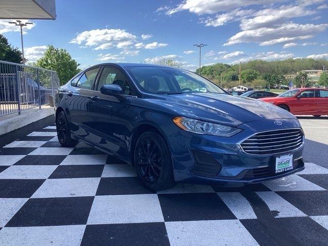Ford Fusion Hybrid  2019