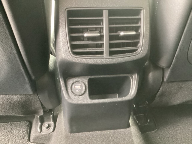 2021 Kia Seltos SX photo 27