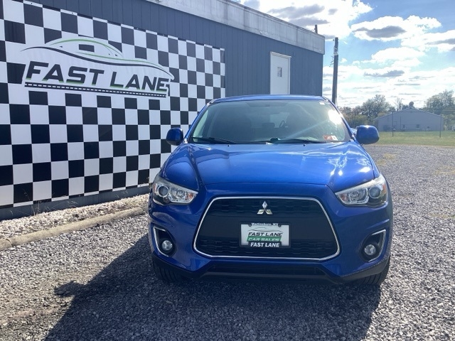 2015 Mitsubishi Outlander Sport ES photo 2