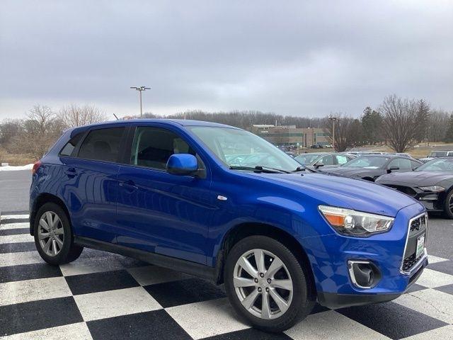 Mitsubishi Outlander Sport  2015