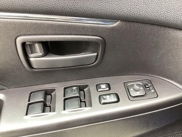 Mitsubishi Outlander Sport  2015