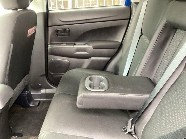 Mitsubishi Outlander Sport  2015