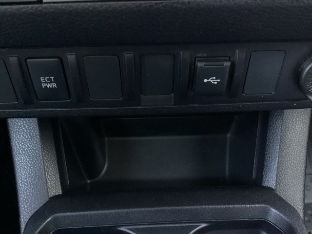 2023 Toyota Tacoma SR photo 22