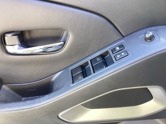 2023 Nissan Frontier SV photo 10