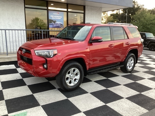 2024 Toyota 4Runner SR5 Premium photo 2