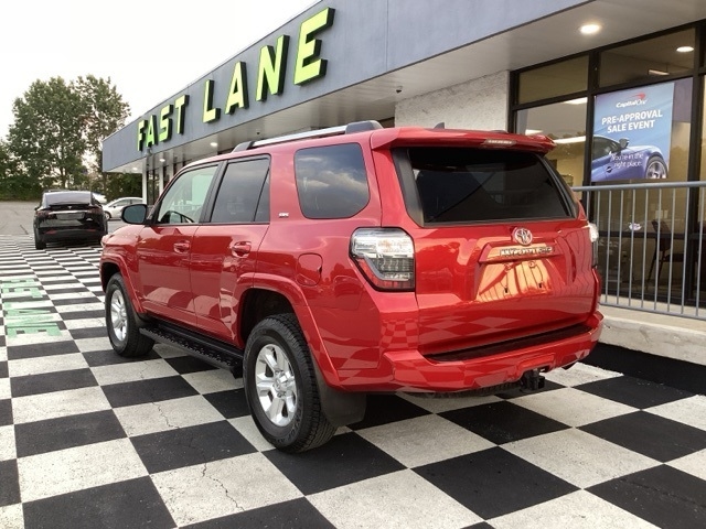 2024 Toyota 4Runner SR5 Premium photo 6