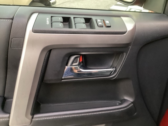 2024 Toyota 4Runner SR5 Premium photo 16
