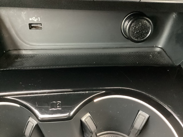 Audi A4  2023 Audi A4  2023