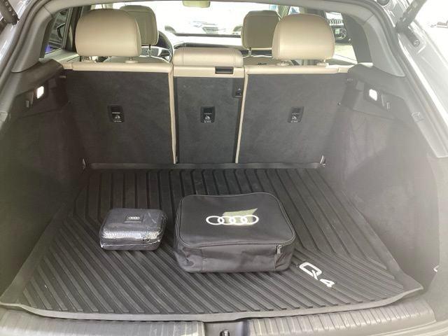 Audi Q4 e-tron  2022