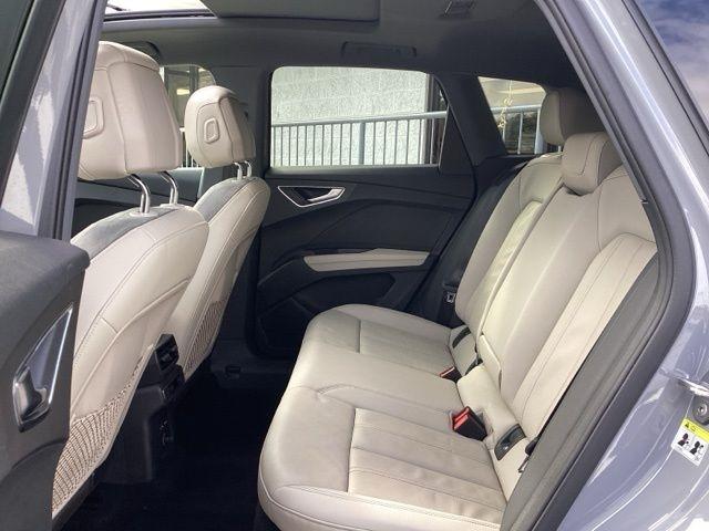 Audi Q4 e-tron  2022