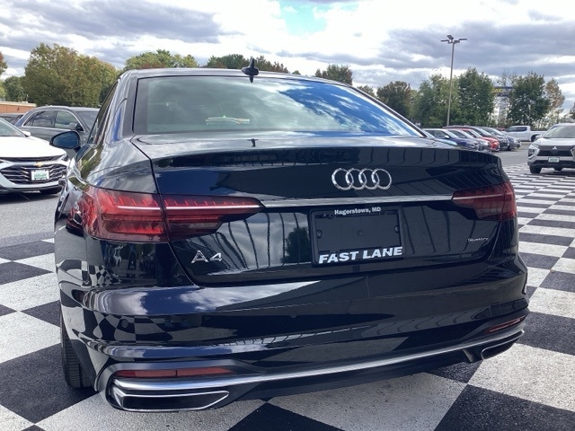 Audi A4  2023 Audi A4  2023