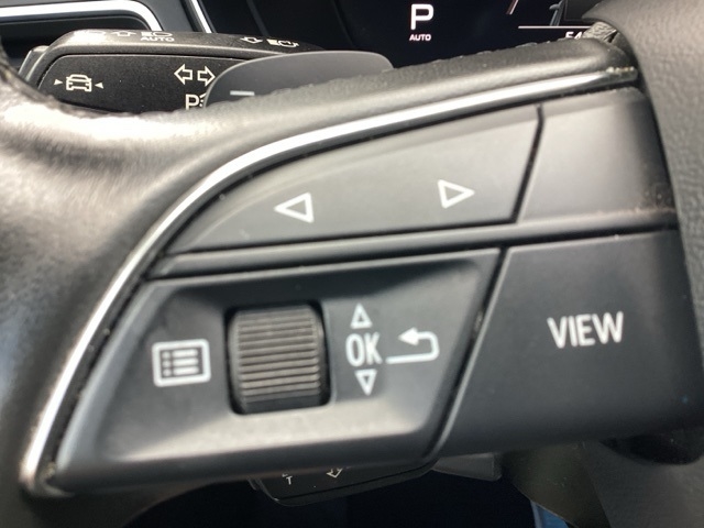 Audi A4  2023 Audi A4  2023