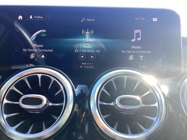 Mercedes-Benz GLB-Class  2021