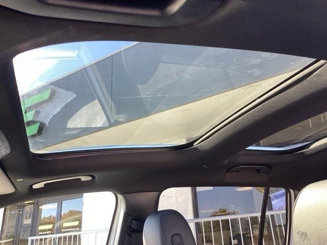 Mercedes-Benz GLB-Class  2021