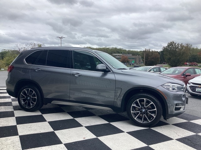 BMW X5  2018 BMW X5  2018