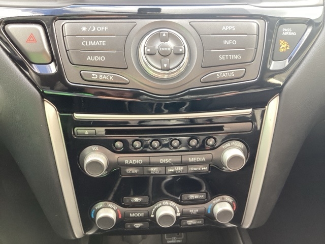Nissan Pathfinder  2020 Nissan Pathfinder  2020