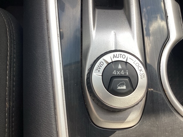 Nissan Pathfinder  2020 Nissan Pathfinder  2020
