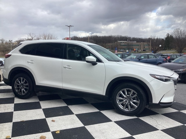 2017 Mazda CX-9 Touring photo 2