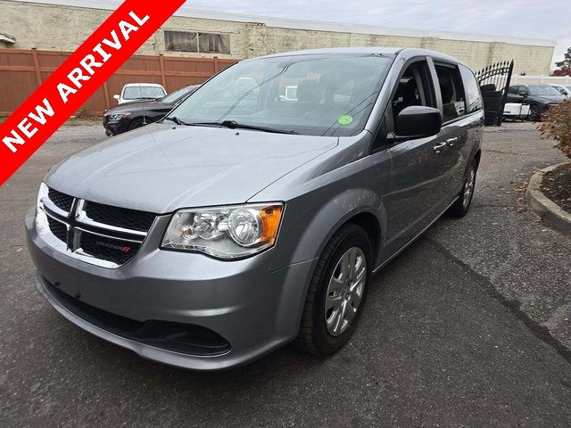 2018 Dodge Grand Caravan SE's photo
