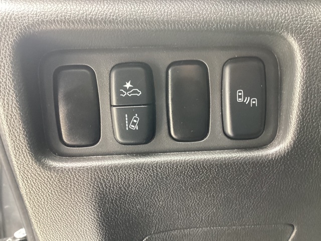 Mitsubishi Outlander Sport  2024