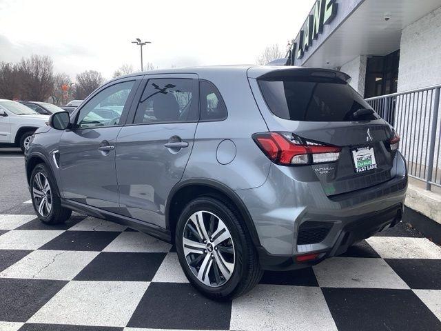 Mitsubishi Outlander Sport  2024