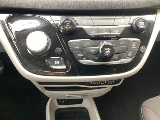 Chrysler Voyager  2022