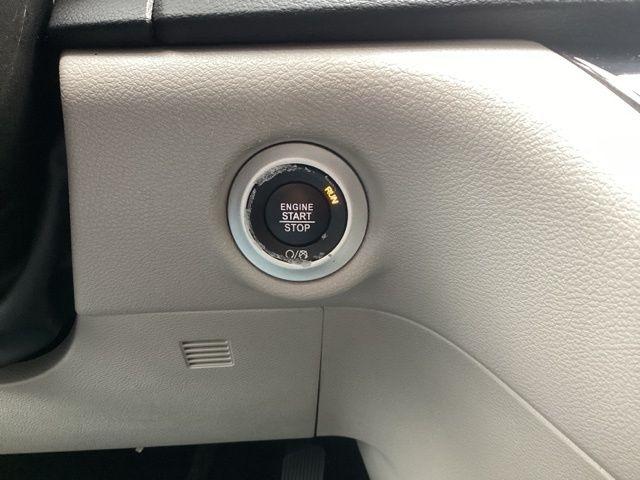 Chrysler Voyager  2022