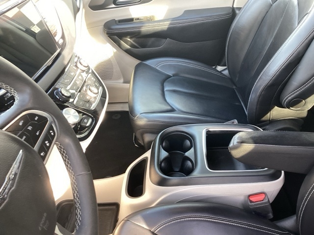 Chrysler Pacifica  2023