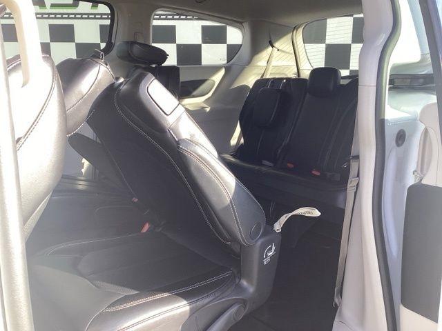 Chrysler Pacifica  2023