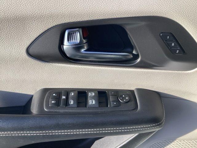 Chrysler Pacifica  2023