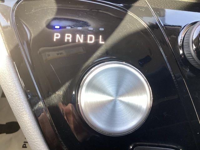 Chrysler Pacifica  2023