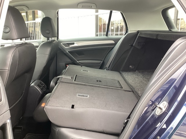 Volkswagen Golf  2016