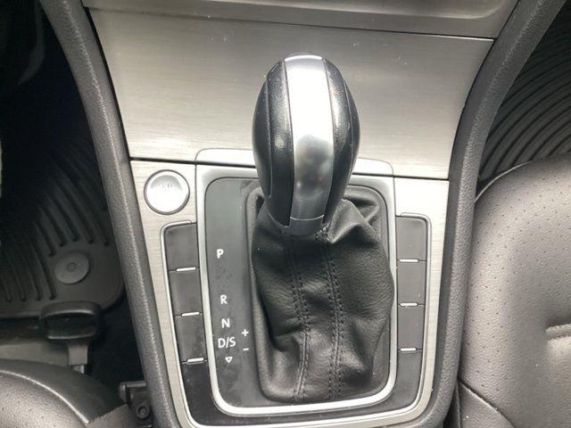 Volkswagen Golf  2016